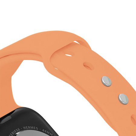 Crong Liquid - Řemínek pro Apple Watch 42/44/45/49 mm (oranžový)